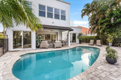 Experience luxury living in this beautifully renovated home - photo 36