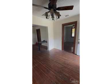 Calling all investors! Great opportunity for a fix and flip - photo 10