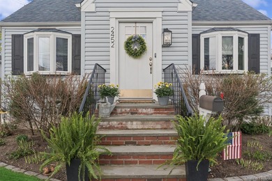 With a cozy feel and updates galore this is surely going to make - photo 3