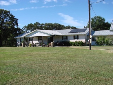 Lake Texoma Home For Sale in Gordonville Texas