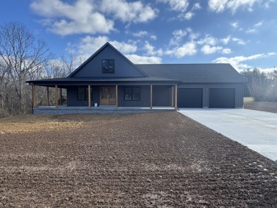 Nolin Lake Home For Sale in Cub Run Kentucky