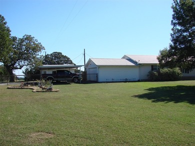 On 37 acres of pasture, with two ponds and mature trees - photo 7