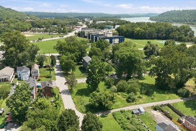 Your Canvas Awaits in Cincinnati's Historic Garden District! - photo 9