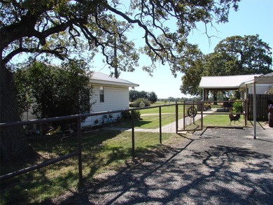 On 37 acres of pasture, with two ponds and mature trees - photo 9