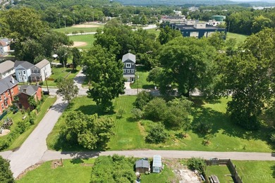 Your Canvas Awaits in Cincinnati's Historic Garden District! - photo 10