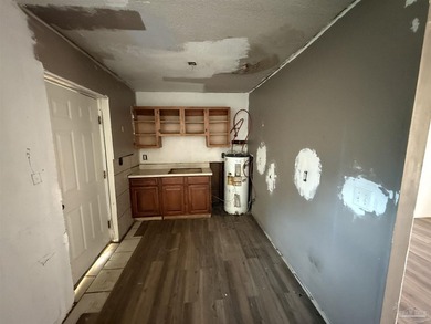 Duplex Investment Opportunity - Solid Block Construction with - photo 8
