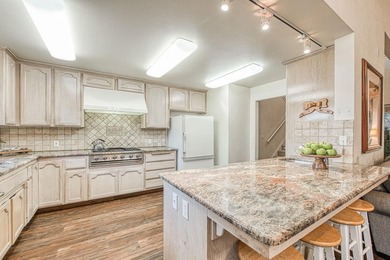 Looking for a cabin that has it all? Escape to this three story - photo 19