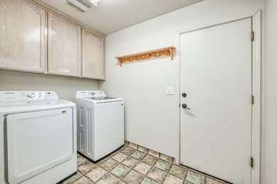 Looking for a cabin that has it all? Escape to this three story - photo 22