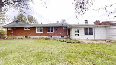 Rare 2,200 square foot ranch in Snyder. Welcome to this - photo 31