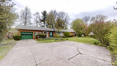 Rare 2,200 square foot ranch in Snyder. Welcome to this - photo 38
