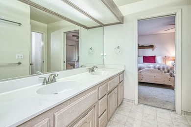 Looking for a cabin that has it all? Escape to this three story - photo 38