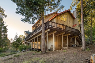 Looking for a cabin that has it all? Escape to this three story - photo 48