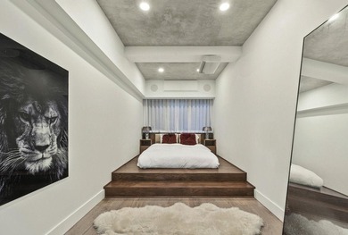 A meticulously renovated duplex in the heart of Williamsburg - photo 8