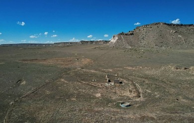 The Spoon Buttes Ranch is located approximately 18 miles north - photo 10