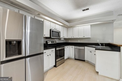 Located in popular neighborhood just minutes from Kings Bay - photo 16