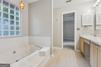Located in popular neighborhood just minutes from Kings Bay - photo 22