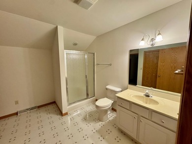 Welcome to your Northwoods retreat, perfectly positioned in the - photo 28