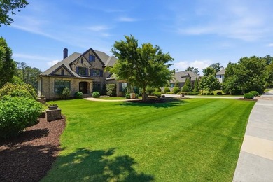 Welcome to an extraordinary estate in the prestigious gated - photo 2
