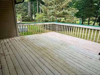 Welcome to your Northwoods retreat, perfectly positioned in the - photo 33