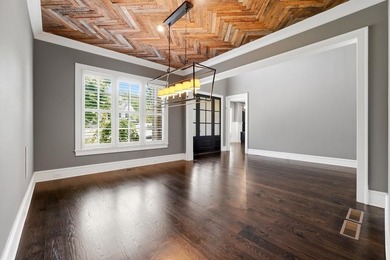 Welcome to an extraordinary estate in the prestigious gated - photo 4