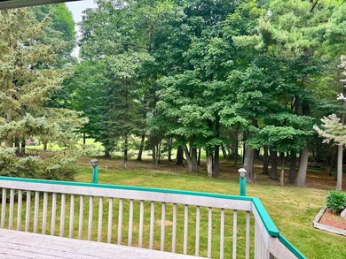 Welcome to your Northwoods retreat, perfectly positioned in the - photo 34