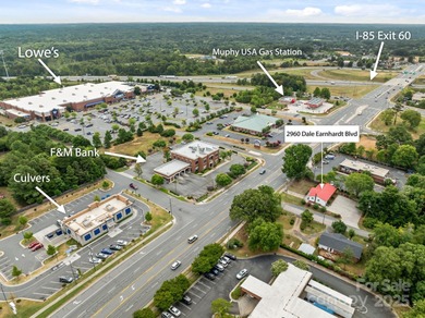 Location, Location! Quick and easy Interstate 85 access Exit 60