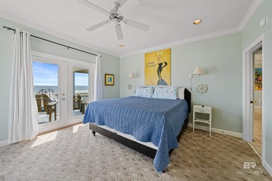 Welcome to paradise!!! Fall in love with this 5-bedroom, 3-bath - photo 13