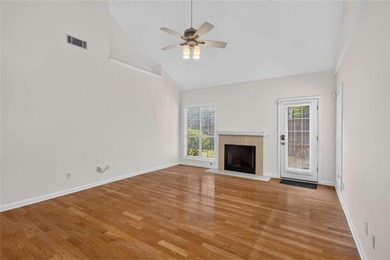 Move-In Ready Ranch in an Unbeatable Location! Welcome to this - photo 13