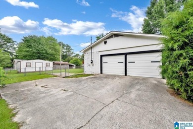 Welcome home! Completely renovated and updated within the last 2 - photo 17