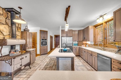 WATERFRONT ESTATE on 50+ PRIVATE ACRES located between Ellijay - photo 29