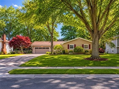 Spacious 3-bedroom, 1.5-bath ranch with over 1500 square feet - photo 1