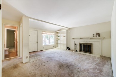 Spacious 3-bedroom, 1.5-bath ranch with over 1500 square feet - photo 5