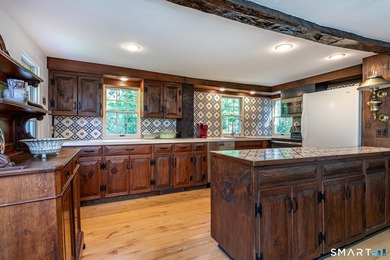 This antique home, originally built in the 1700s, has been - photo 7