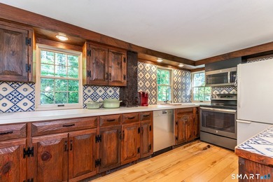 This antique home, originally built in the 1700s, has been - photo 8