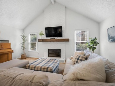 WELCOME HOME!  This entertainers dream, ideally located just .25 - photo 12