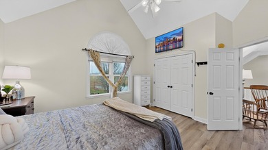 Country living at it's best. 15 acre farmstead ready for your - photo 34