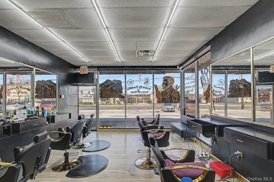 Looking for a Turnkey business opportunity? This fully equipped - photo 7