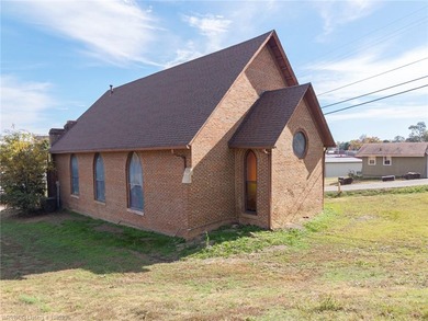 Step into history with this beautiful 1889 Gothic Revival church - photo 7