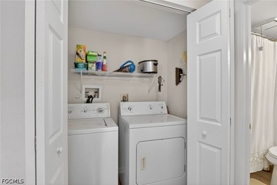 Priced to sell- Sellers say sell! Welcome to Foxmoor- described - photo 18