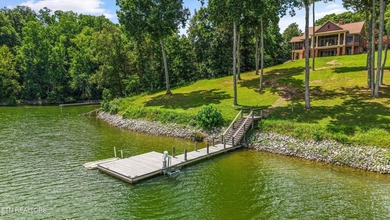 Experience luxury lakefront living in this exceptional 5-bedroom - photo 18