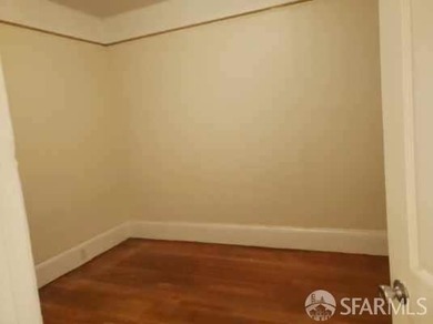 Located between Mission & Valencia Sts. Duplex in the front and - photo 18