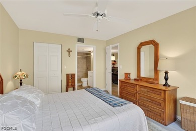 Priced to sell- Sellers say sell! Welcome to Foxmoor- described - photo 21