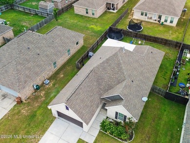 Pride of ownership shows in this move in ready home seller's - photo 28