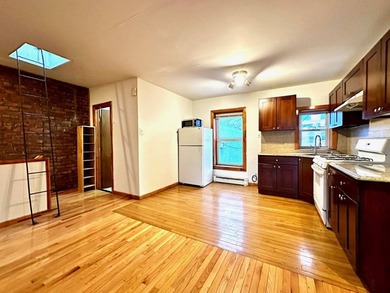 IDEALLY SITUATED IN A GRAND GREENWOOD/SOUTH SLOPE LOCATION; IS - photo 10