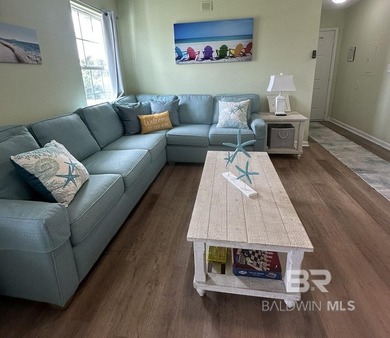 Fully-furnished, very well-maintained one-bedroom one bath condo - photo 5