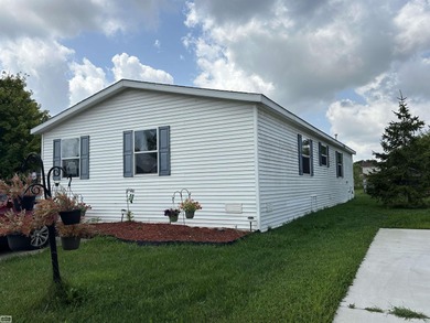 Clinton River Home For Sale in Clinton Township Michigan