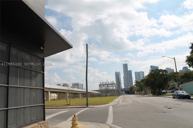 PRICE REDUCED - MOTIVATED SELLER. UNIQUE EXCLUSIVITY OF SALE OF - photo 8