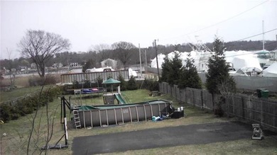 Here we have a 9600 sq ft lot in Oakland Beach Warwick. This lot - photo 14