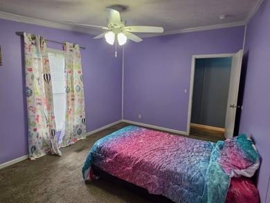 Enjoy the peace and privacy of country living in this - photo 26