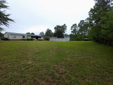 Enjoy the peace and privacy of country living in this - photo 37